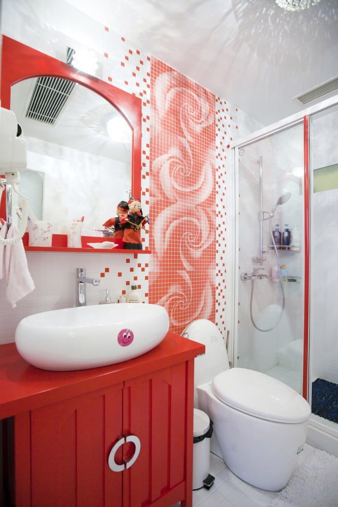 Salle de bain rouge