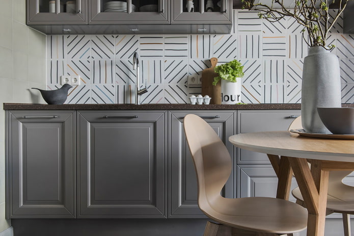 Carreaux de céramique pour la décoration de la crédence de cuisine