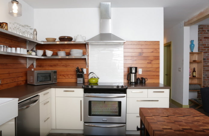 Le bois dans la décoration du tablier de cuisine