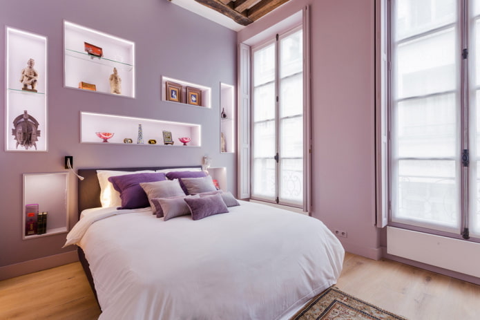 Nuances de lilas dans la chambre