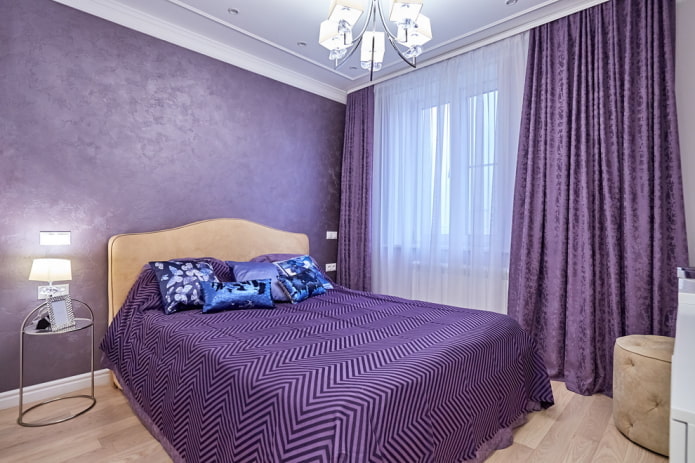 Nuances de lilas dans la chambre