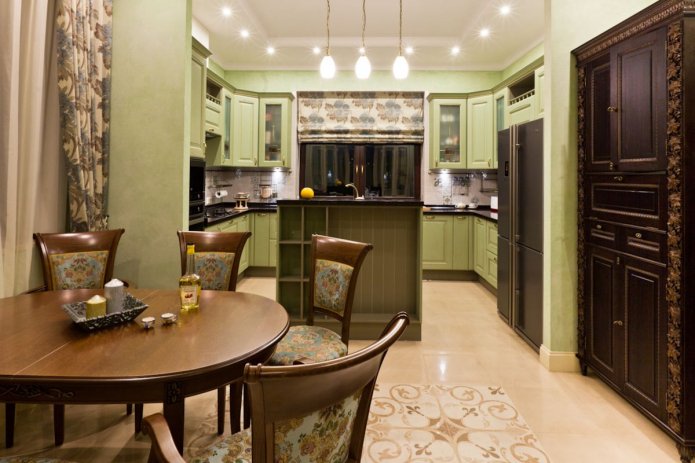 Stores romains dans la cuisine