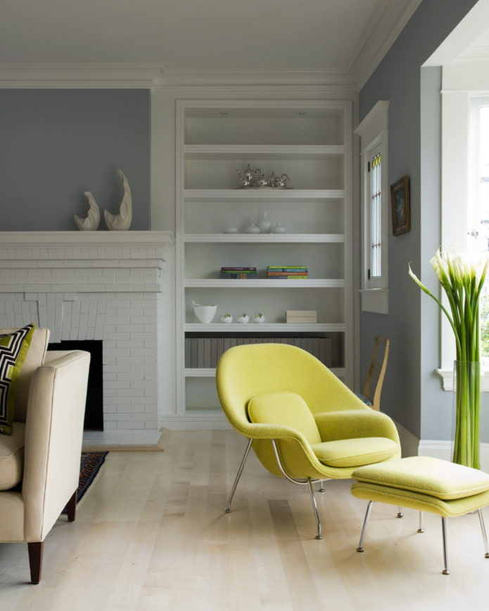 Fauteuil pistache dans un intérieur moderne