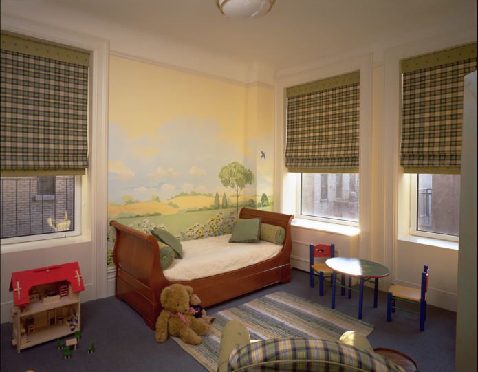 peinture dans la chambre de bébé