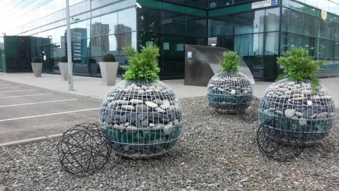 vases à fleurs en pierres