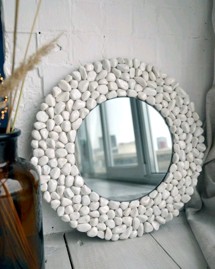 Cadre de miroir galet