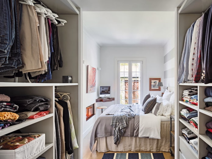 Dressing traversant dans une chambre