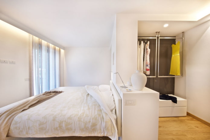 Conception d'un dressing dans une chambre
