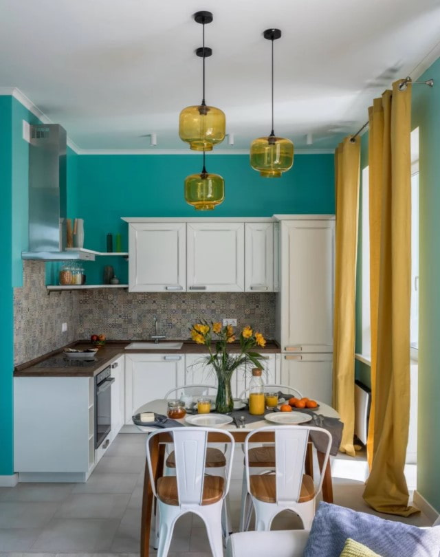 rideaux dans la cuisine