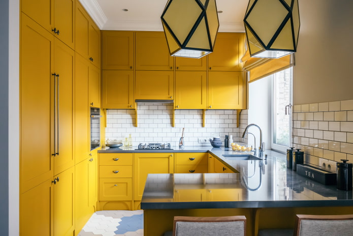 ensemble de cuisine moutarde