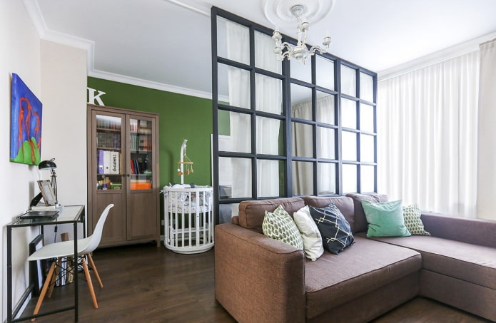 Agencement d'un salon et d'une chambre d'enfant combinés
