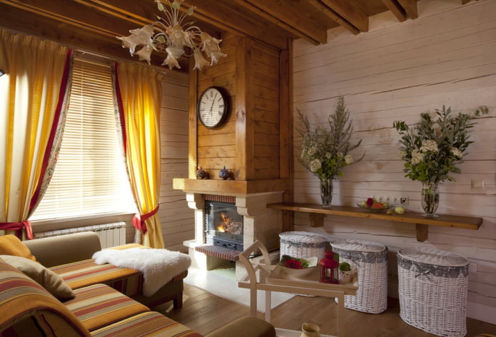 finition bois d'un chalet d'été