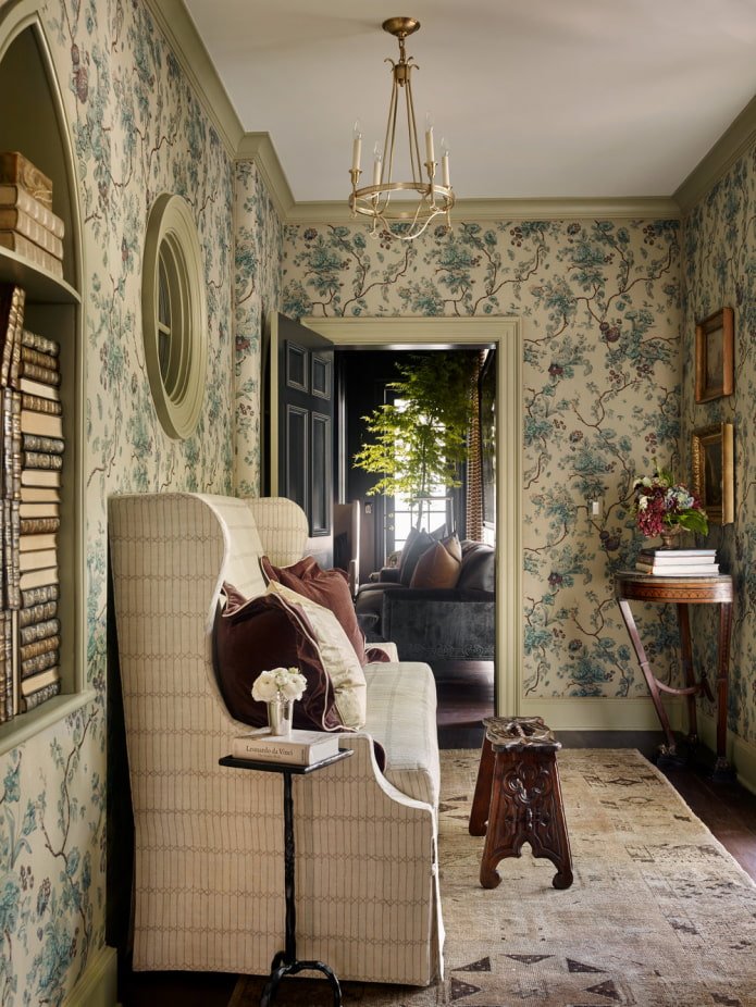 Décoration de salon étroit