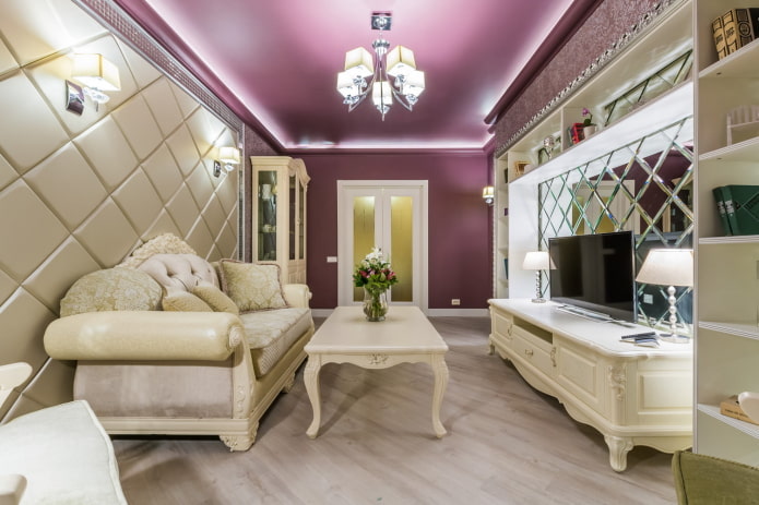 intérieur d'un salon beige de style classique