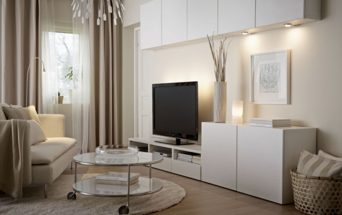 Meubles dans le hall dans les tons beiges