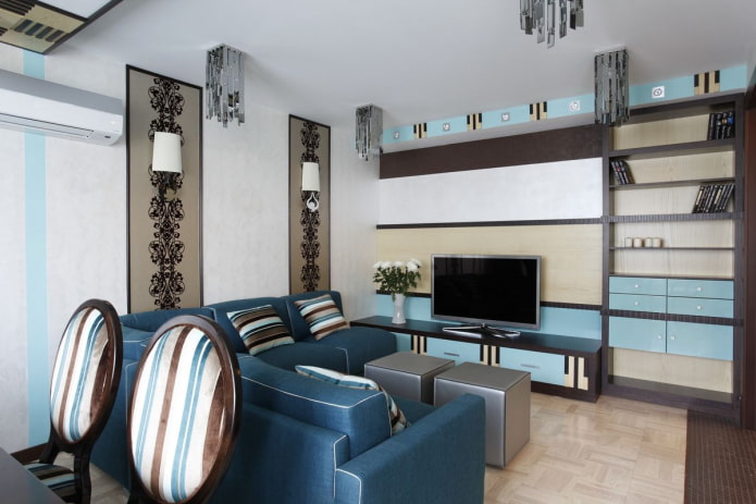 intérieur d'un salon marron et bleu