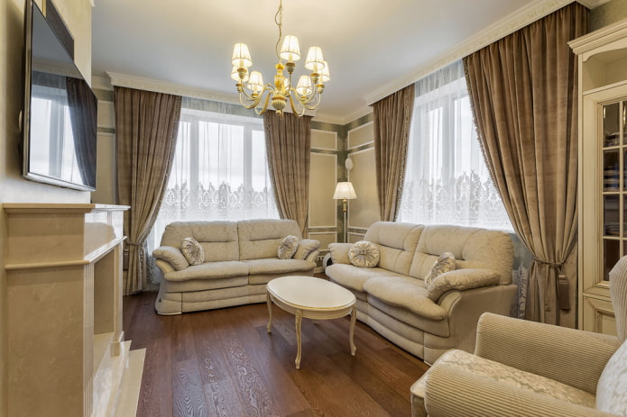 Intérieur d'un petit salon de style classique
