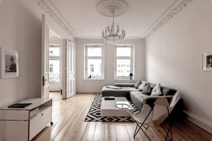 finition de plafond de salon dans le style nordique