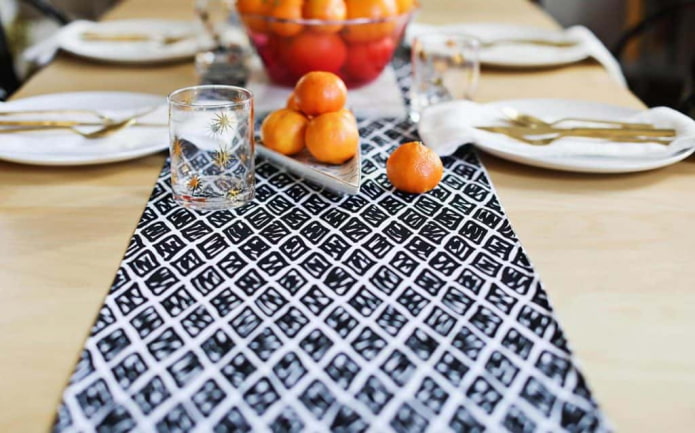 Chemin de table