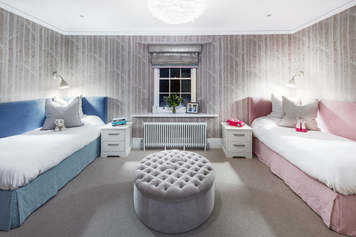 décoration intérieure d'une chambre d'enfant grise