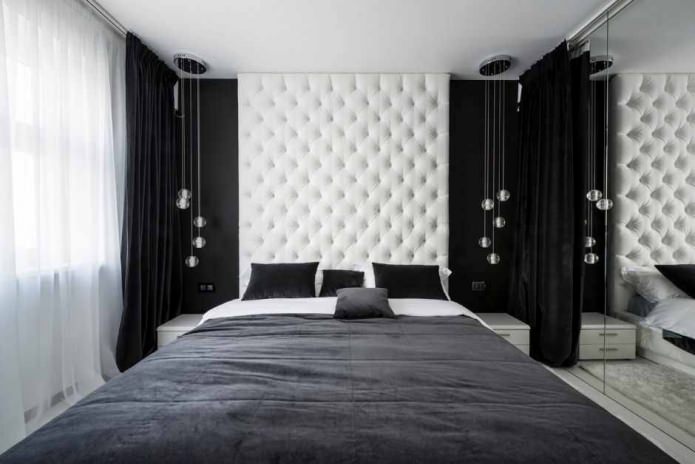 Intérieur de chambre en noir et blanc