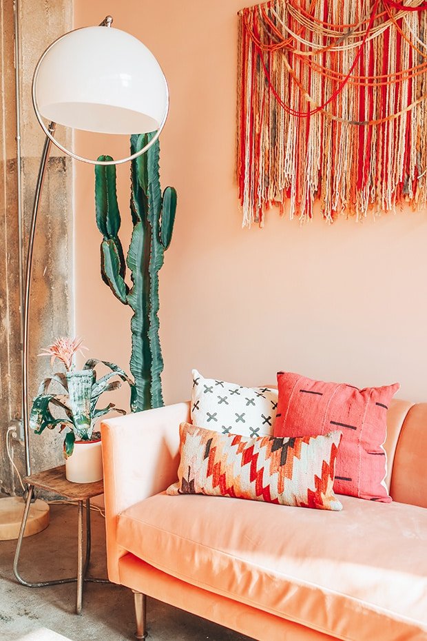 Couleur pêche à l'intérieur