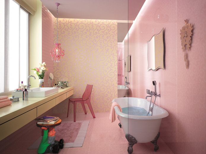 salle de bain en carrelage rose