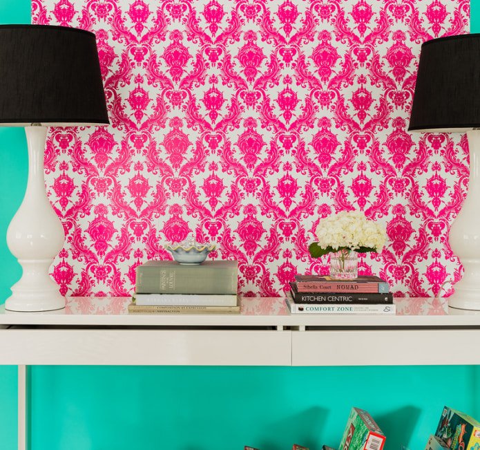 Intérieur turquoise et rose
