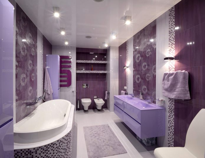intérieur de salle de bain de style moderne violet