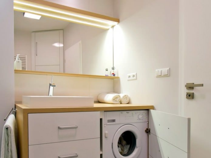 machine à laver dans une salle de bain dans un style moderne