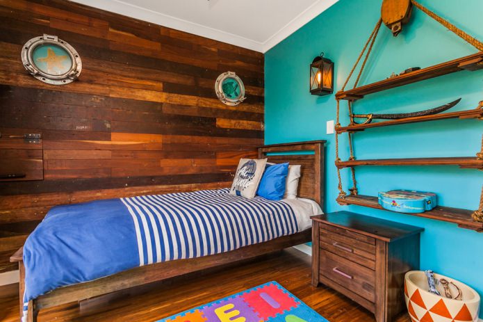 brun et turquoise à l'intérieur