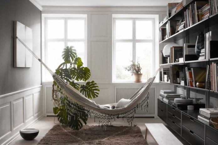 hamac à l'intérieur d'un appartement