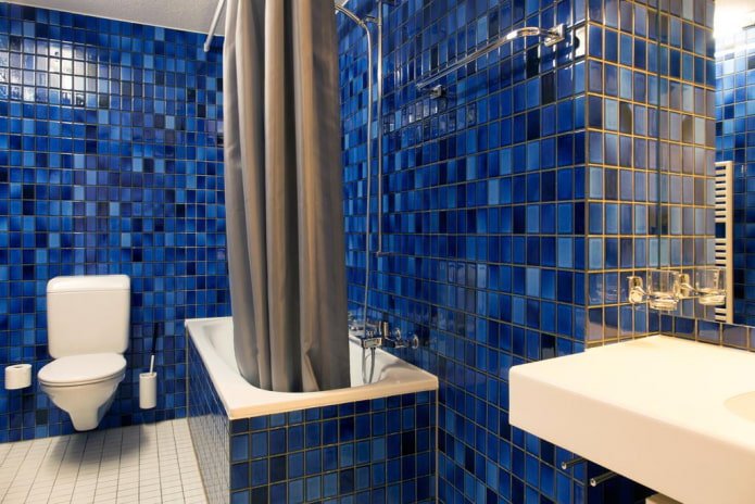 Joint pour carrelage à l'intérieur de la salle de bain