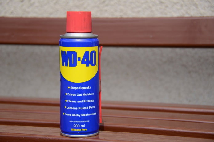 WD-40 contre les rayures
