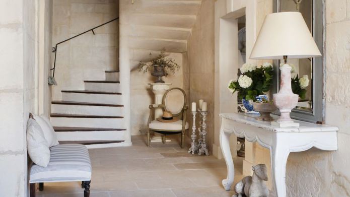 Provence dans le couloir