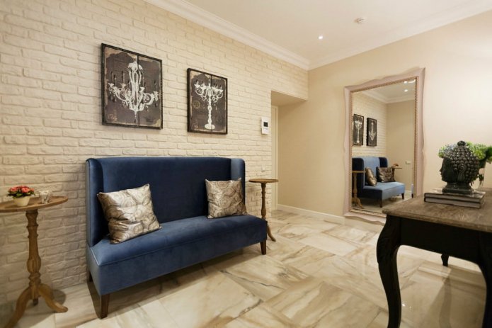 finition décorative en briques à l'intérieur