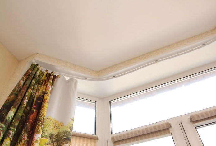 Profilé flexible pour baie vitrée