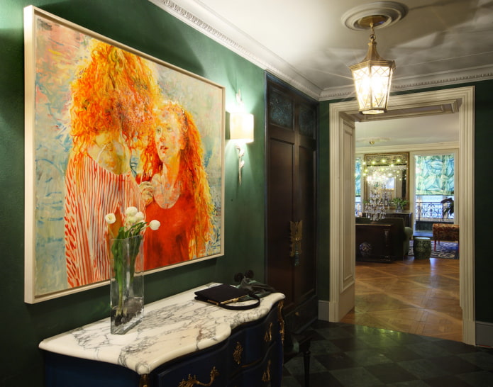 peinture à l'huile dans un couloir