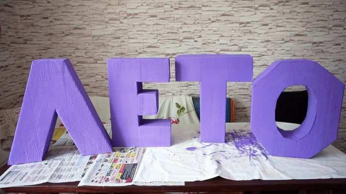 lettres en carton