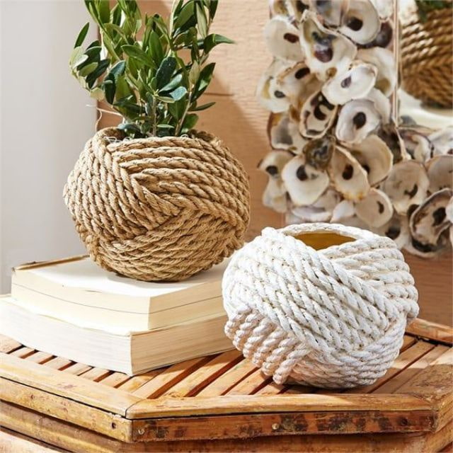 Pots de fleurs en cordes
