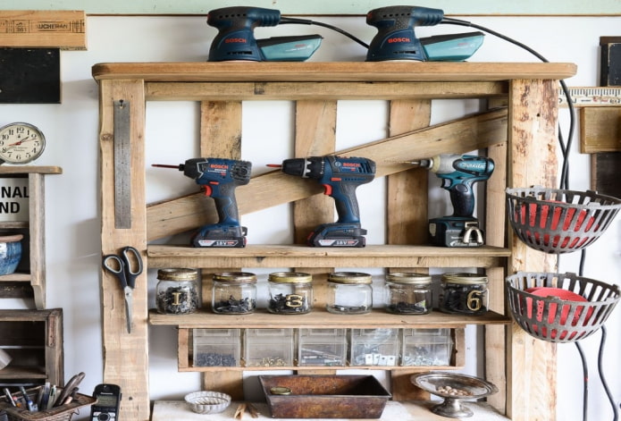 Étagère à palettes pour le garage