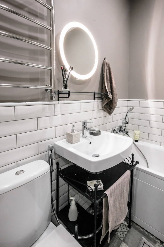 Étagère sous le lavabo
