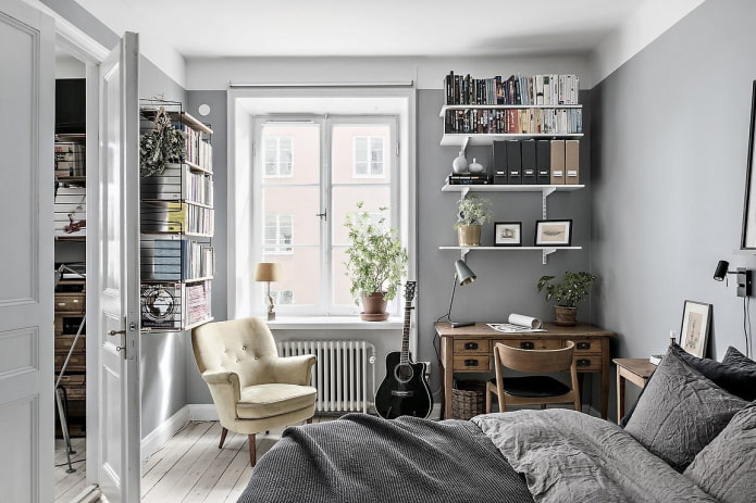 étagères à livres dans l'intérieur de la chambre