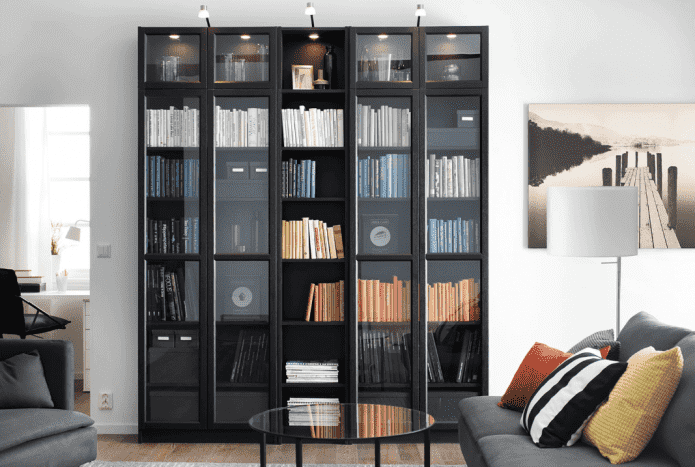 étagère à livres à l'intérieur 