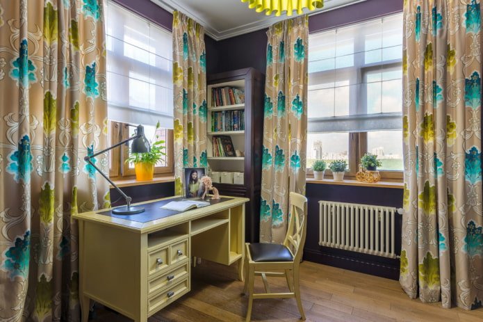textiles dans l'intérieur d'une chambre d'adolescente