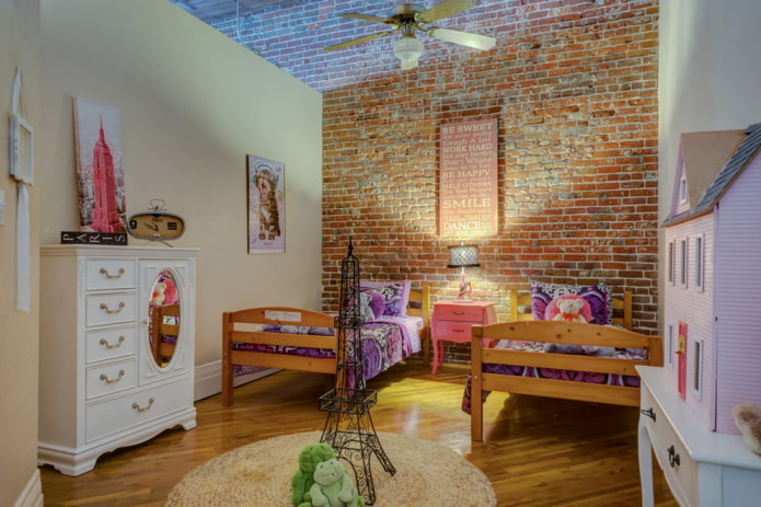 Chambre pour deux filles de style loft