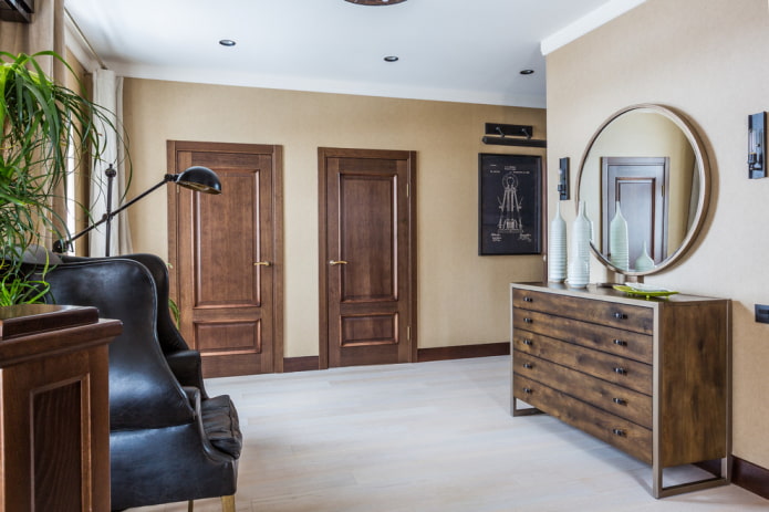 Commode Avec un miroir à l'intérieur du couloir