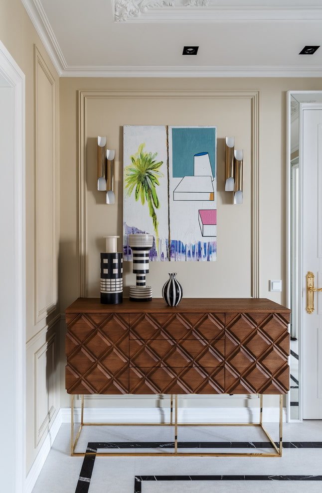 Conception d'une commode à l'intérieur du couloir