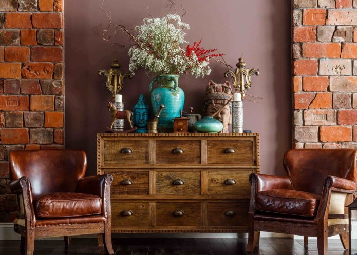 Commode en bois dans un salon