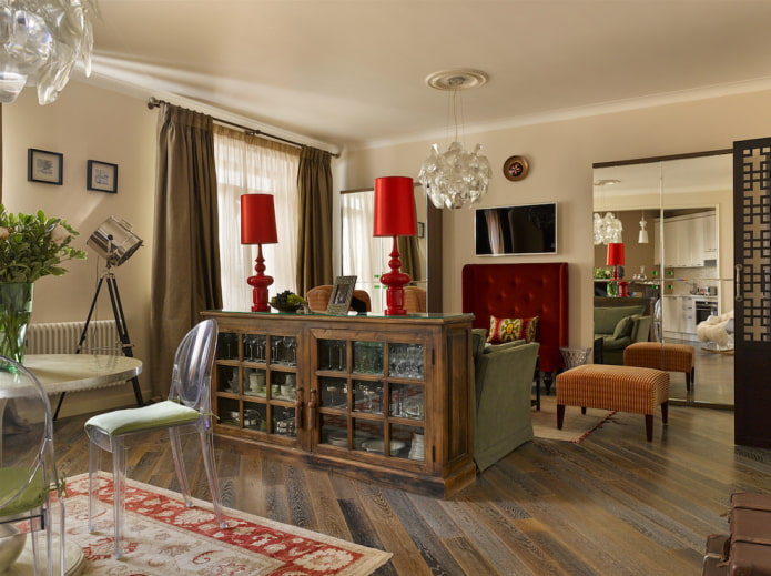 Commode en faïence dans le salon